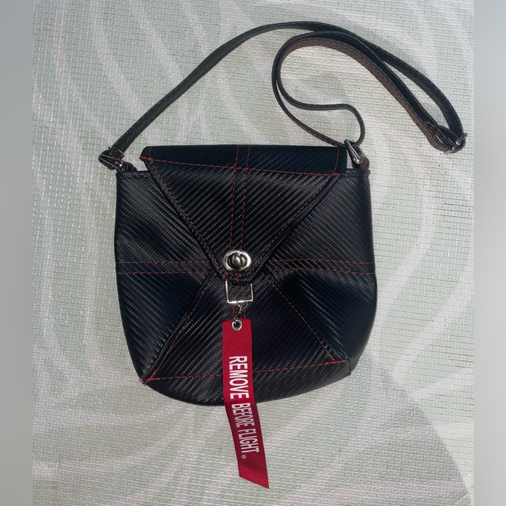 Parachute purse
